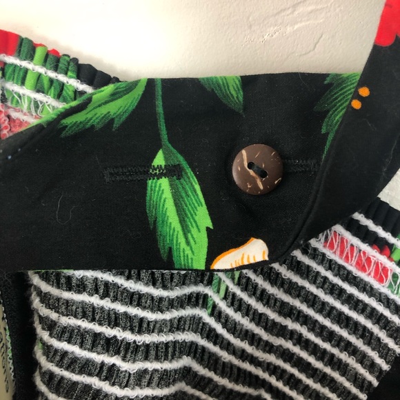 Royal Hawaiian Creations Floral Dress w/ Pockets - Picture 5 of 6